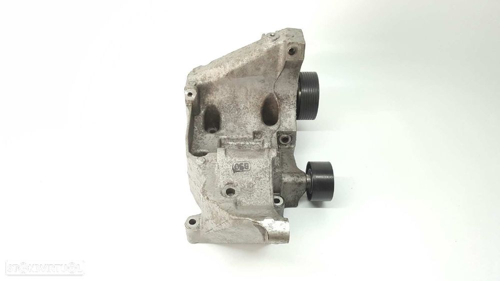 SOPORTE DO ALTERNADOR BMW SERIE 1 COUPE (E82) 123D - 2