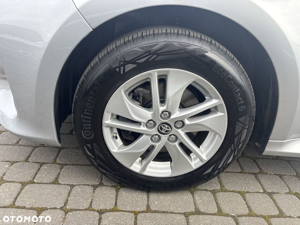 Toyota Yaris - 30