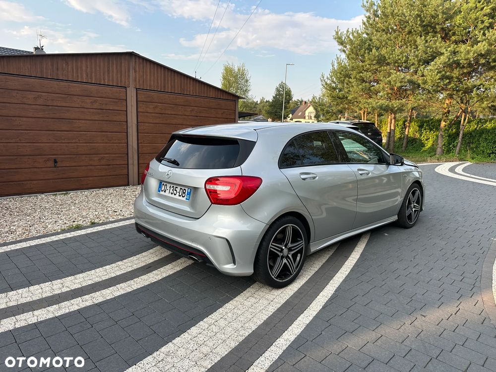 Mercedes-Benz Klasa A 250 (BlueEFFICIENCY) 7G-DCT AMG Sport - 3