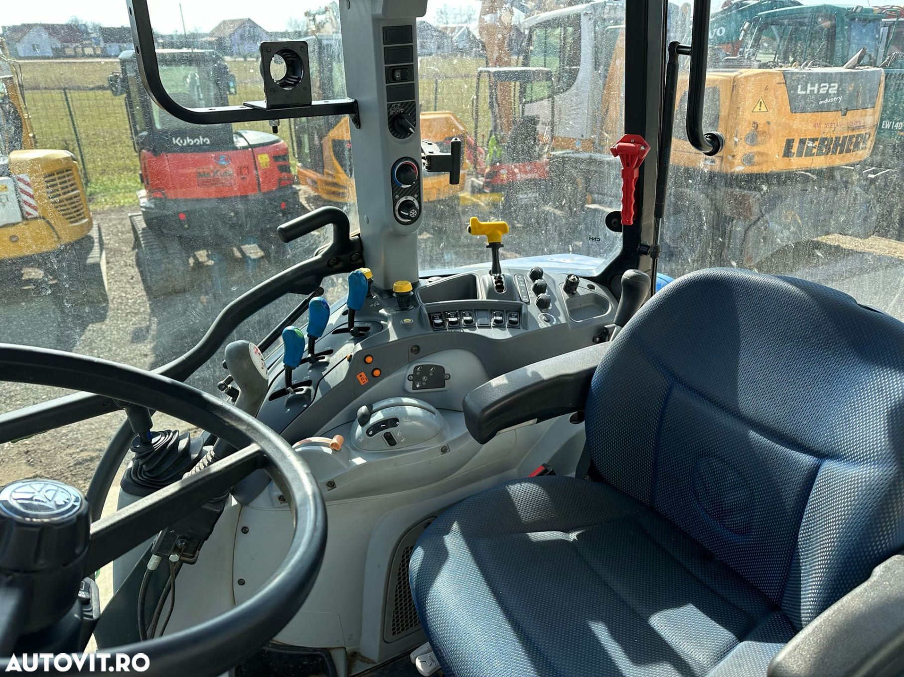 New Holland T5.110 Tractor - 6