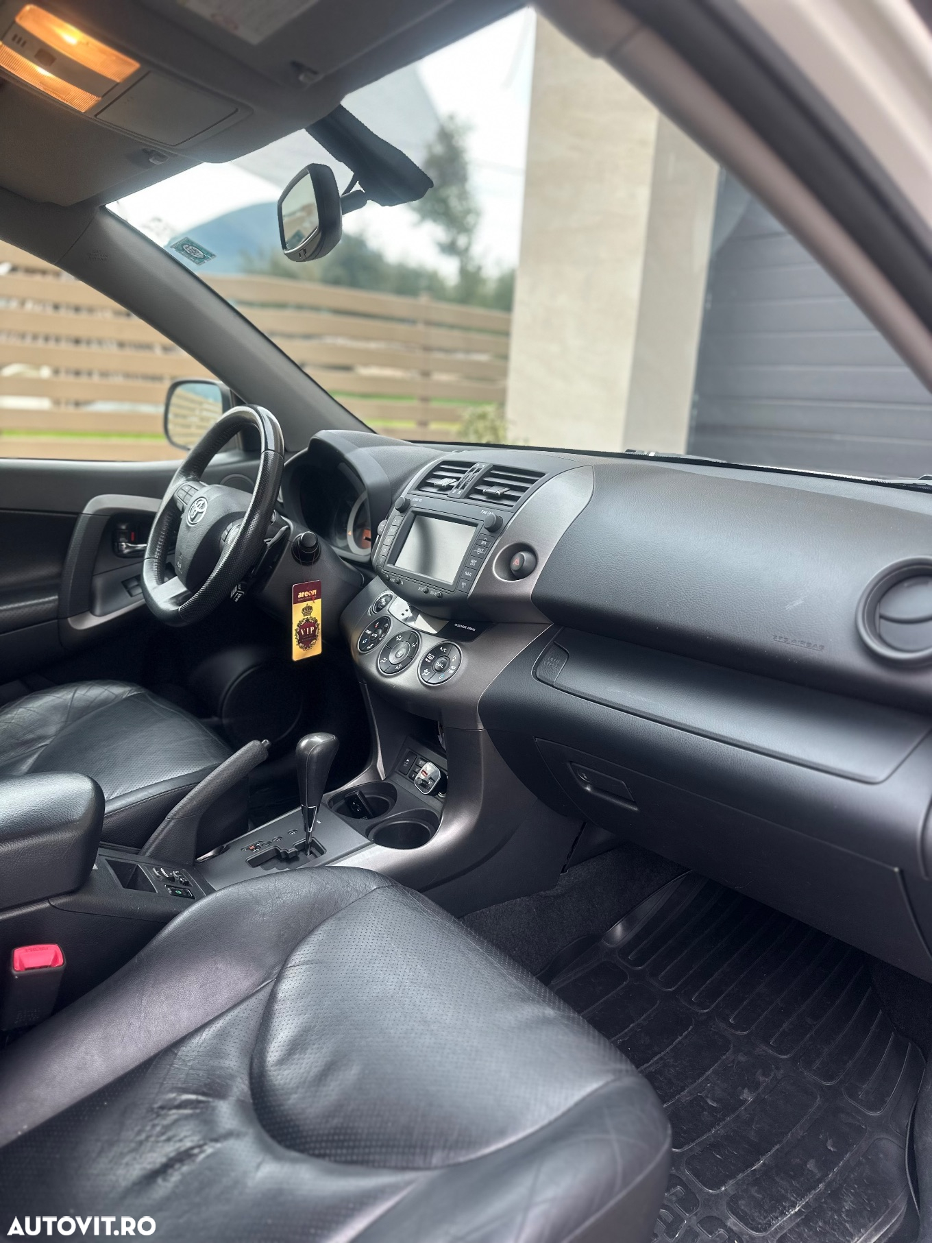 Toyota RAV4 2.2 D-4CAT 4WD Aut Luxury - 15