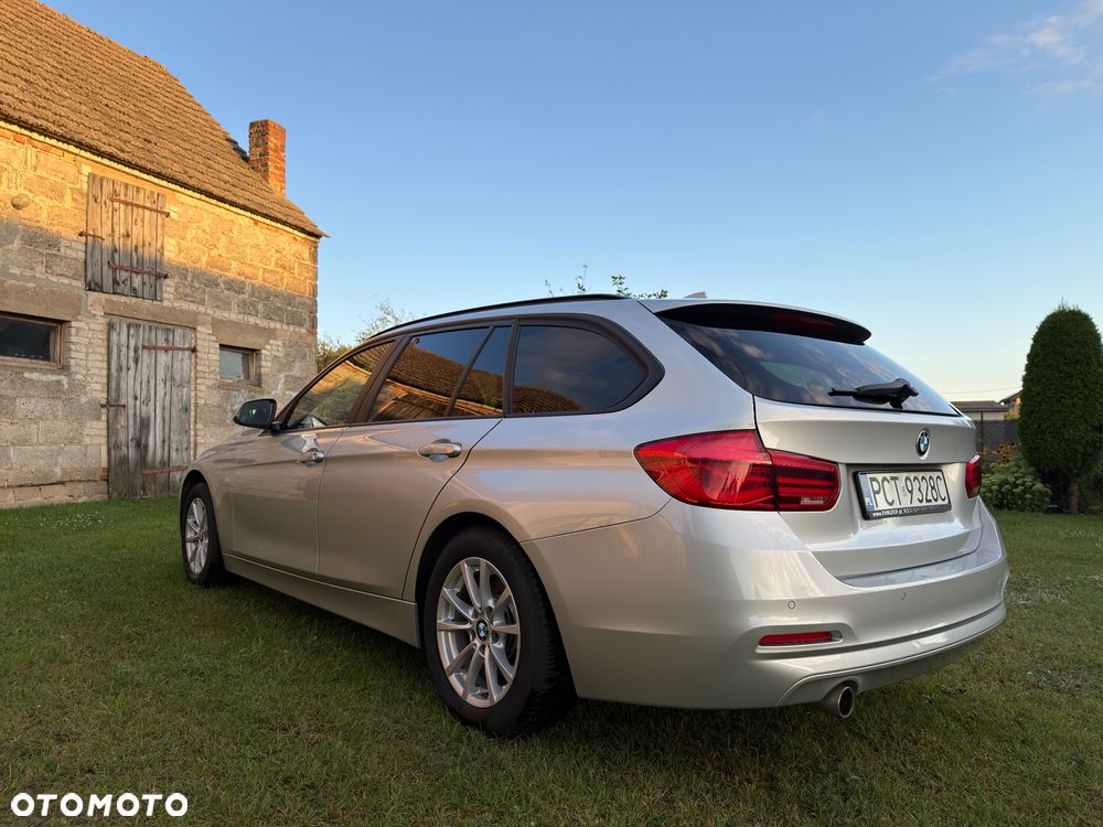 BMW Seria 3 318d - 24