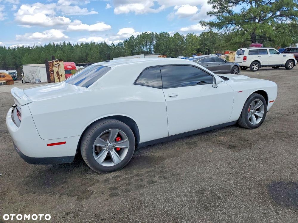 Dodge Challenger Automatik SXT Plus - 4