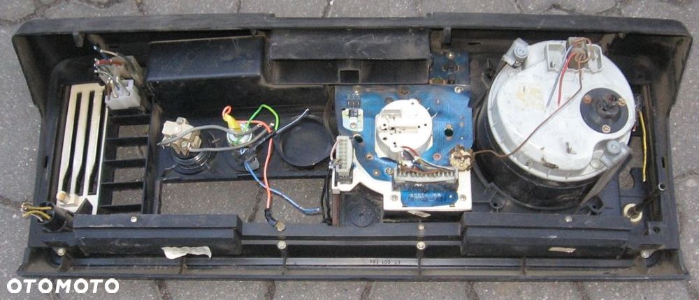 licznik zegar ramka VOLKSWAGEN LT 1980 - 1990 - 4