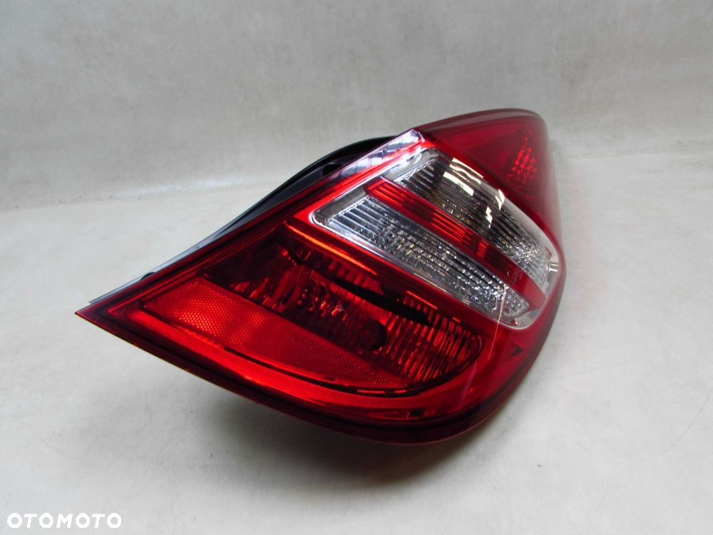 HYUNDAI I30 LIFT 10-12 LAMPA TYL PRAWA 92402-2R0 - 3