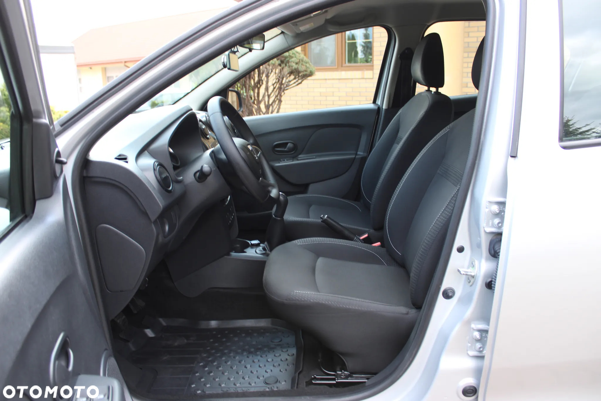 Dacia Logan 1.0 SCe Ambiance - 16