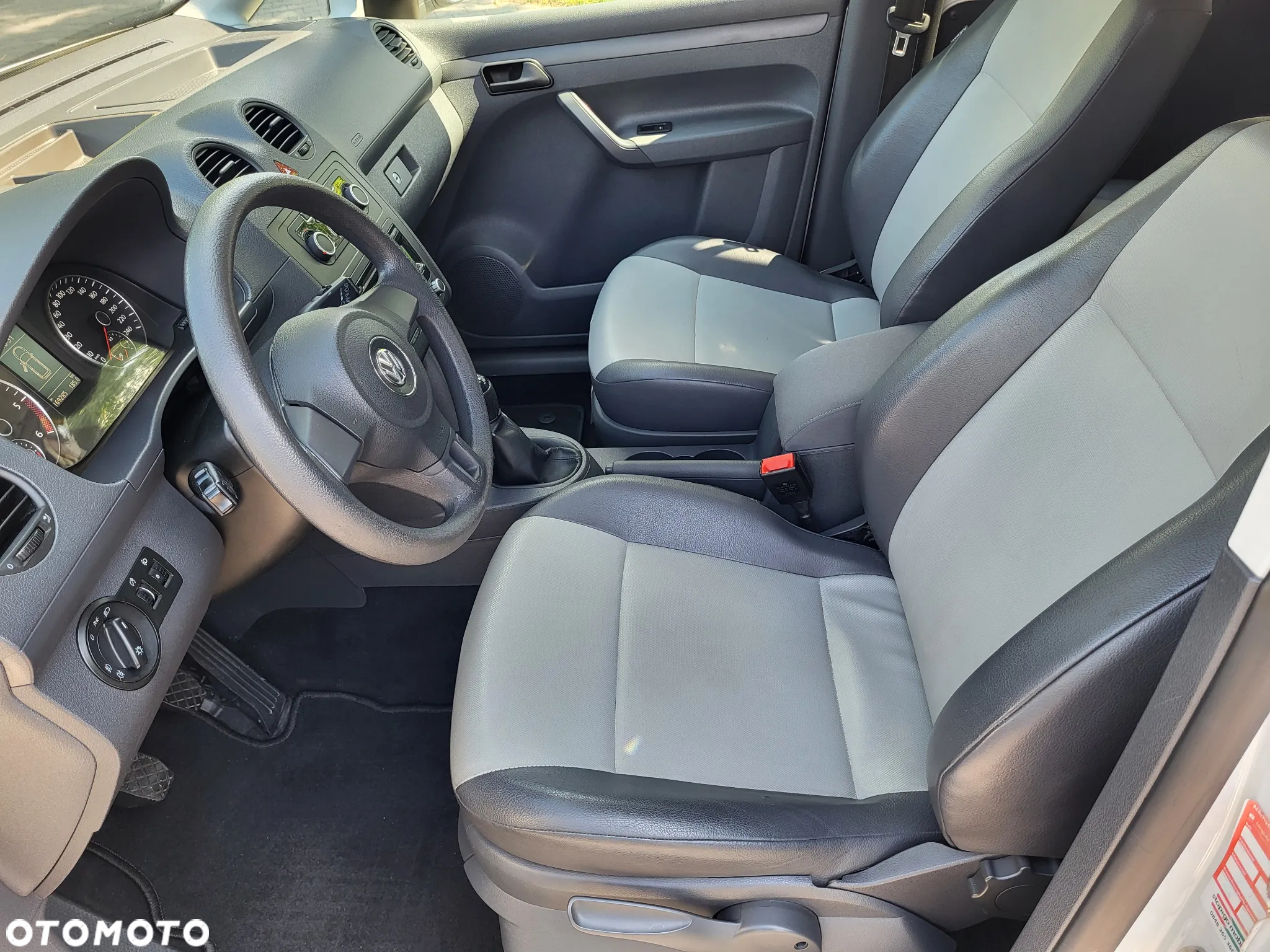 Volkswagen Caddy Maxi 1.6 TDI Trendline Mixt - 12