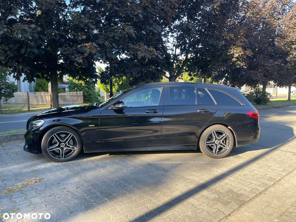 Mercedes-Benz Klasa C 300 d 9G-TRONIC - 3