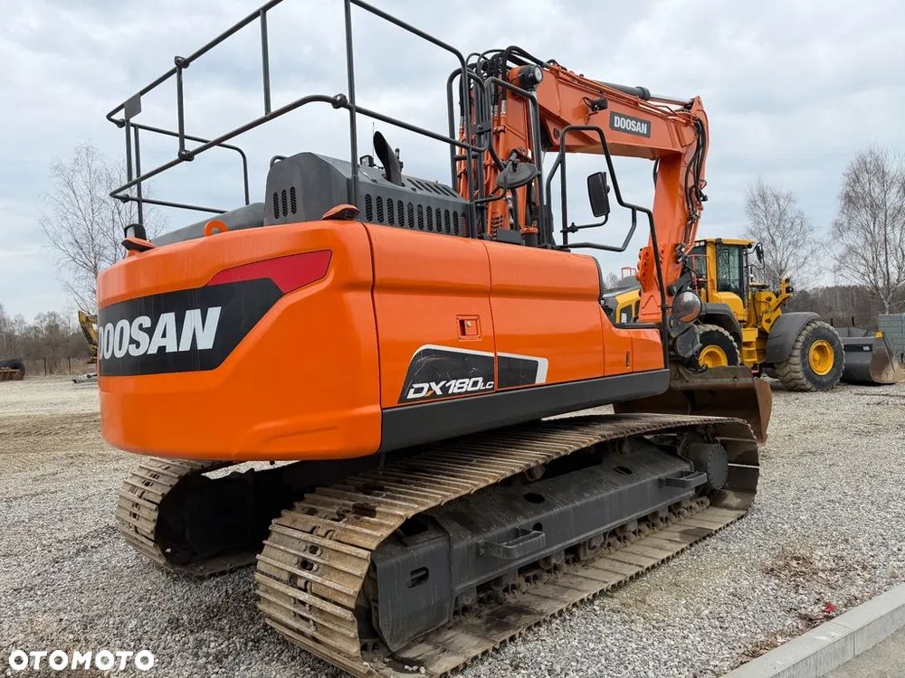 Doosan Dx180 - 2