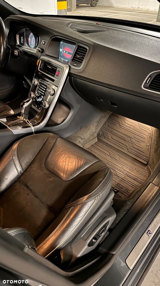 Volvo V60 D3 Geartronic RDesign - 15