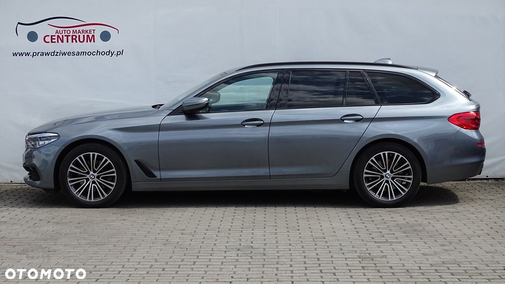 BMW Seria 5 530i Sport Line - 6