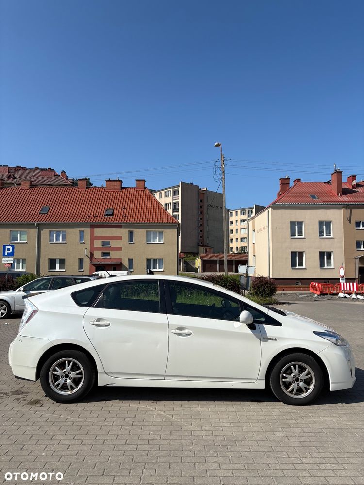 Toyota Prius - 7