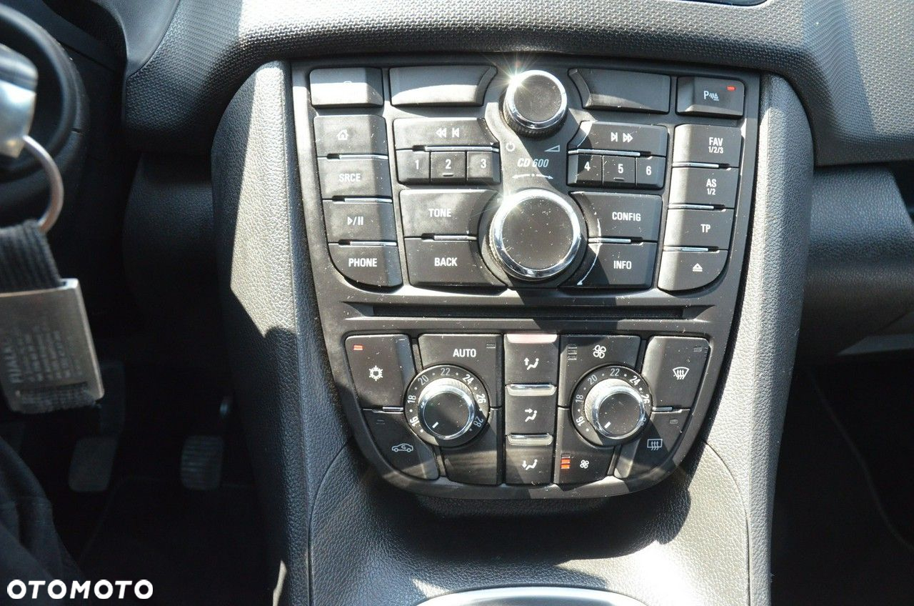 Opel Meriva - 22