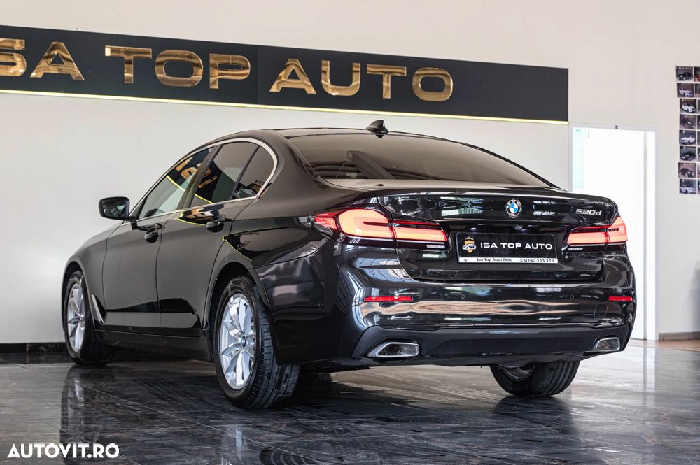 BMW Seria 5 520d Aut. Luxury Line - 33