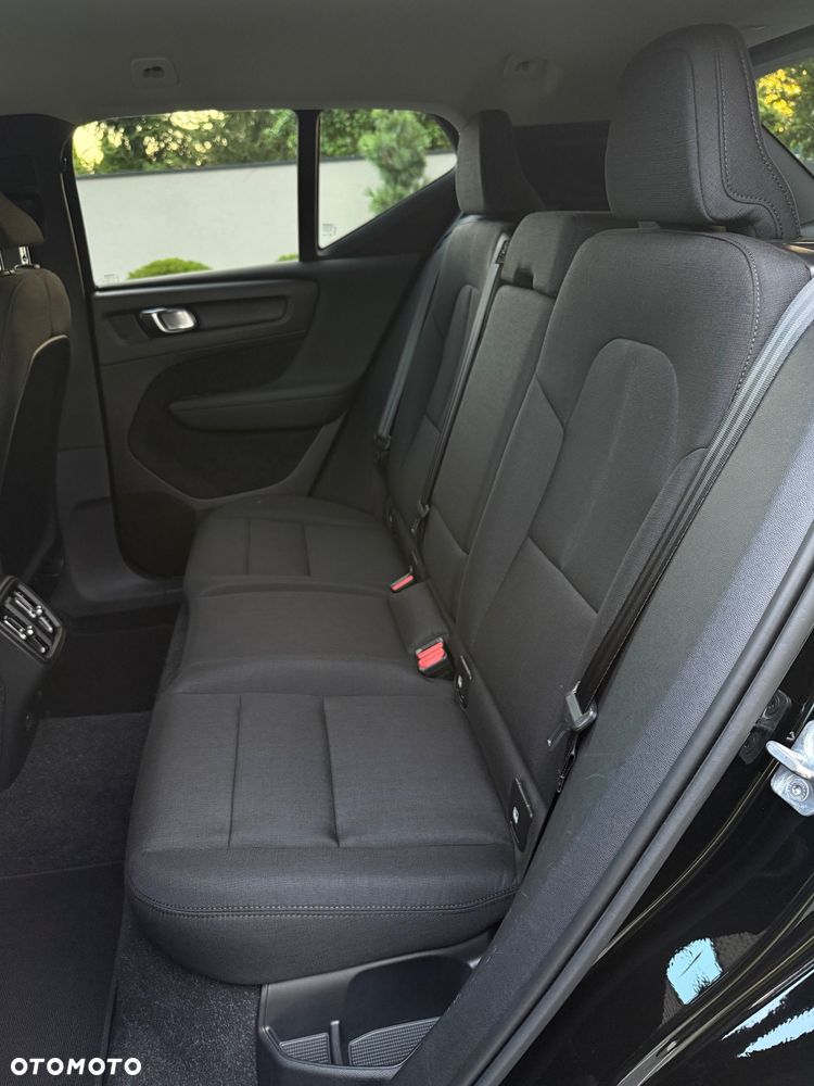Volvo XC 40 D3 SCR Momentum - 27