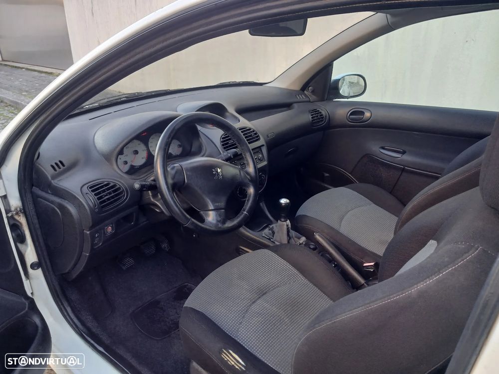 Peugeot 206 1.4 HDi XR - 12