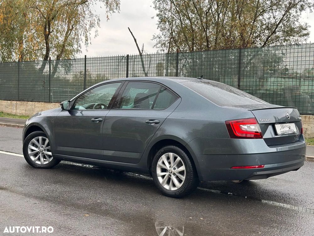 Skoda Octavia - 4