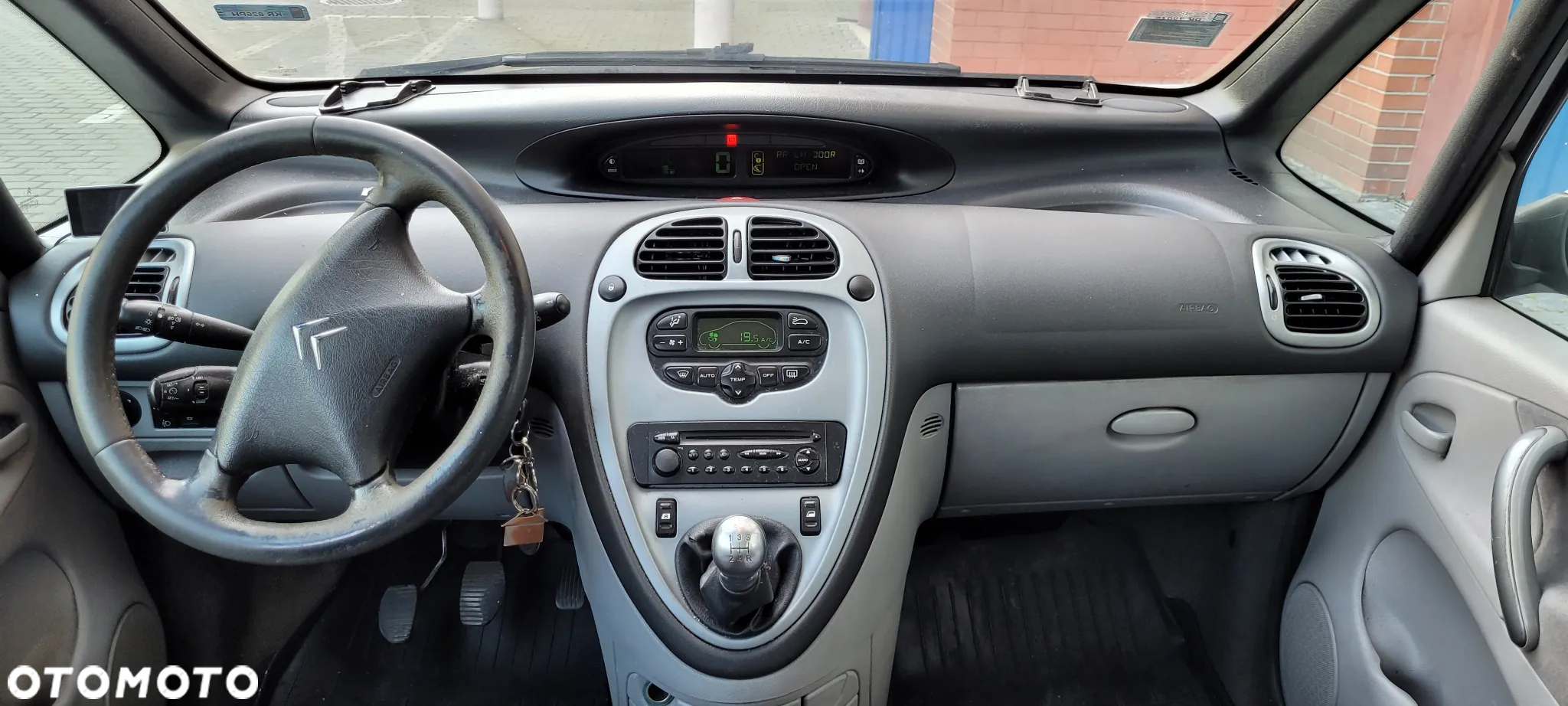 Citroën Xsara Picasso 1.6 HDI Exclusive - 13