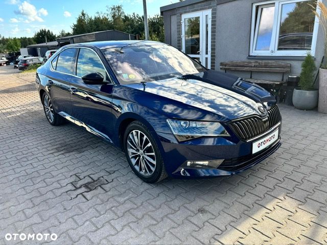 Skoda Superb 2.0 TDI Sportline - 16