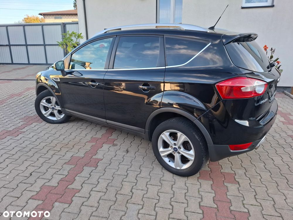 Ford Kuga 2.0 TDCi 4x4 Titanium - 8