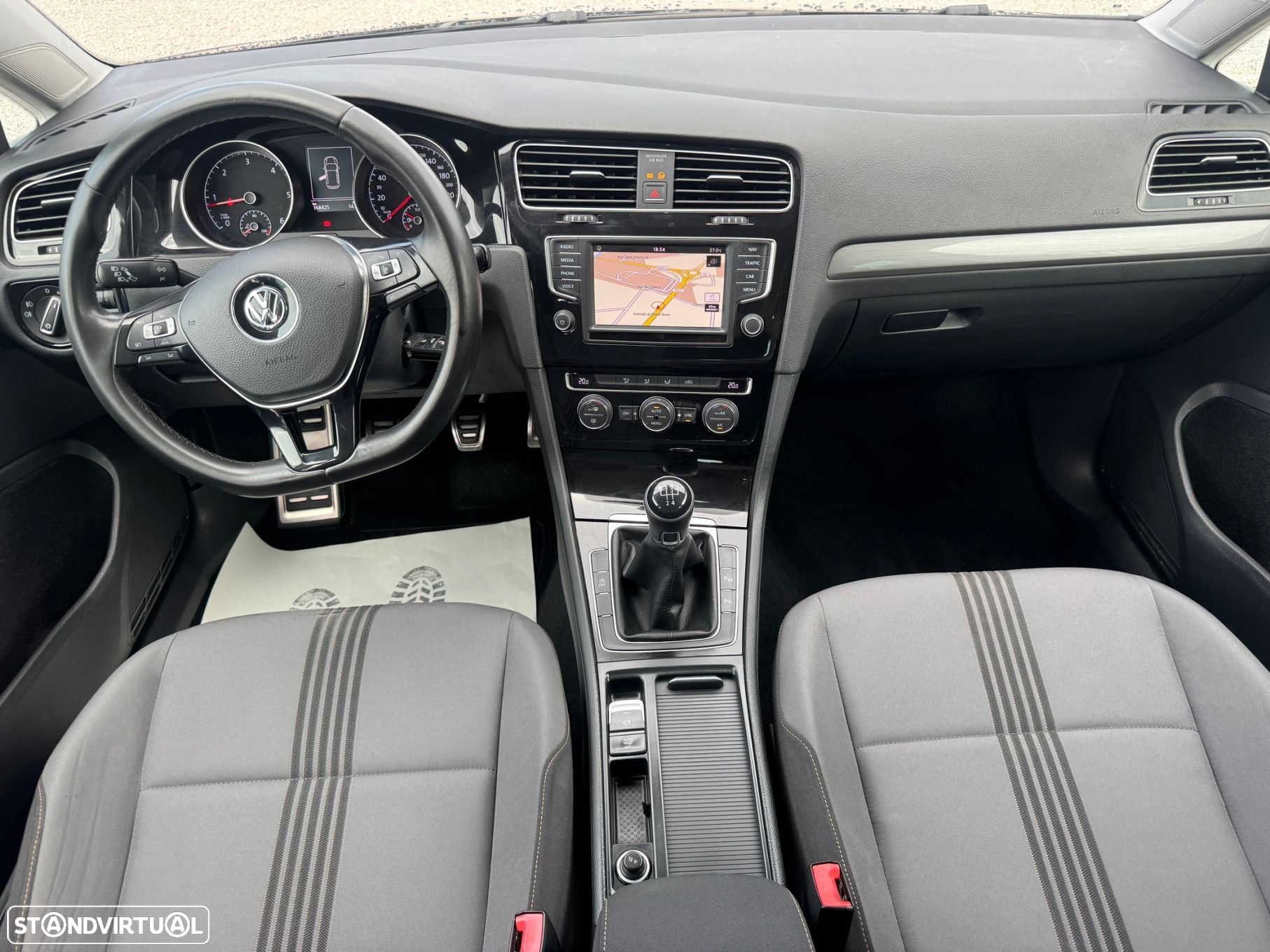 VW Golf 1.6 TDI BlueMotion Allstar - 7