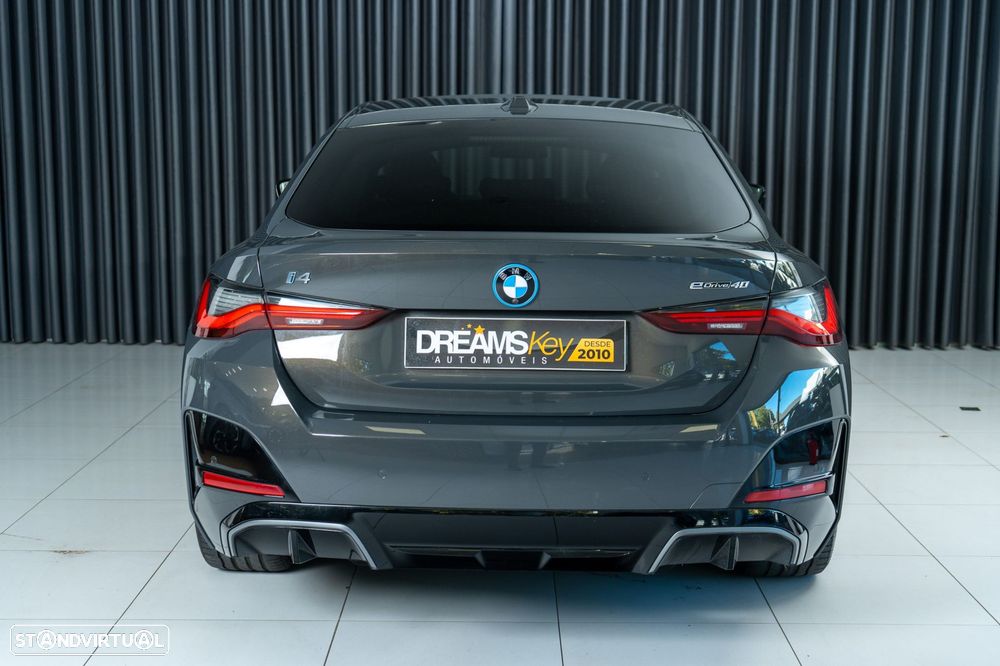 BMW i4 eDrive40 Pack Desportivo M - 4