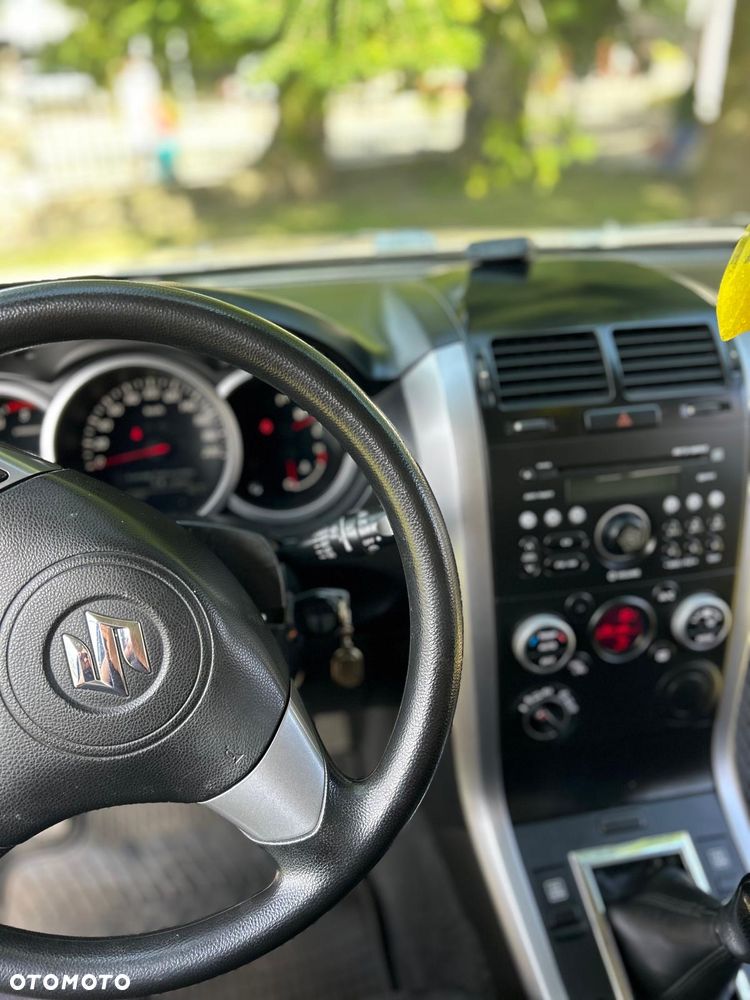Suzuki Grand Vitara 1.9 DDiS Comfort + DPF - 14