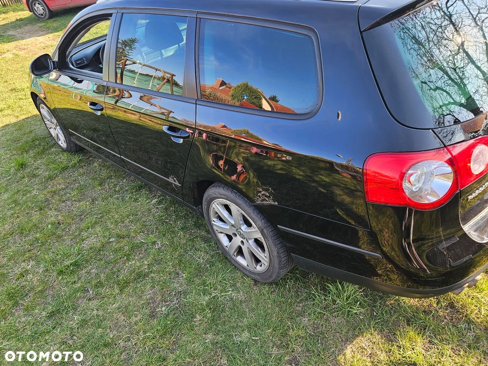 Volkswagen Passat 2.0 TDI DPF Comfortline - 14