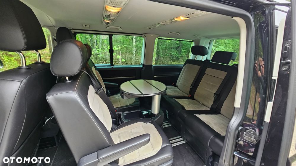 Volkswagen Multivan - 18