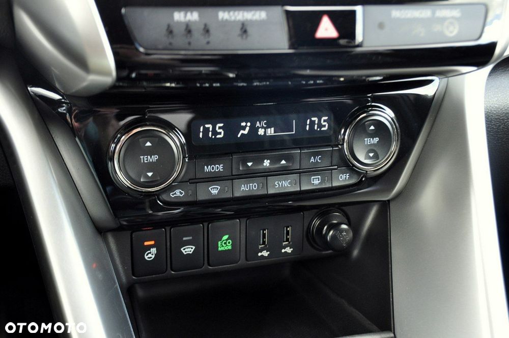 Mitsubishi Eclipse Cross - 32