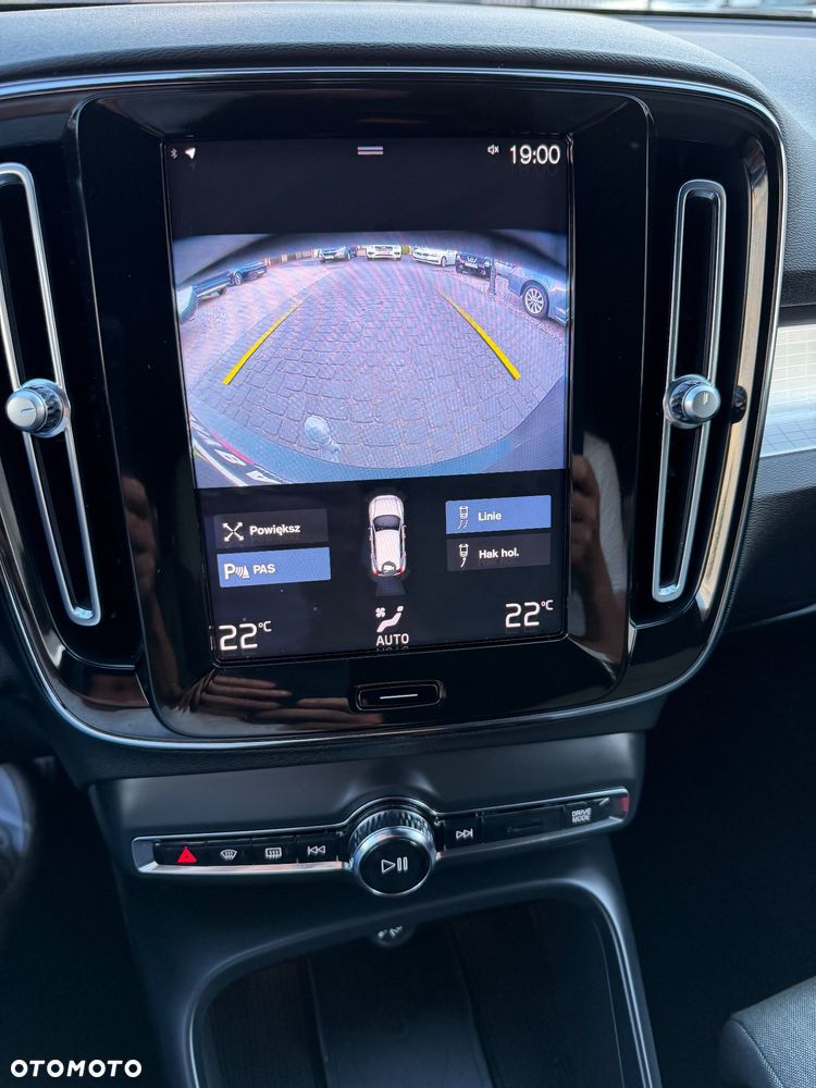 Volvo XC 40 T5 Plug-In Hybrid Core - 12