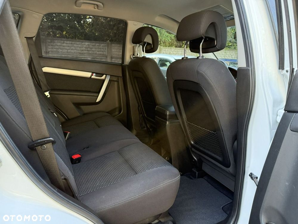 Chevrolet Captiva - 19