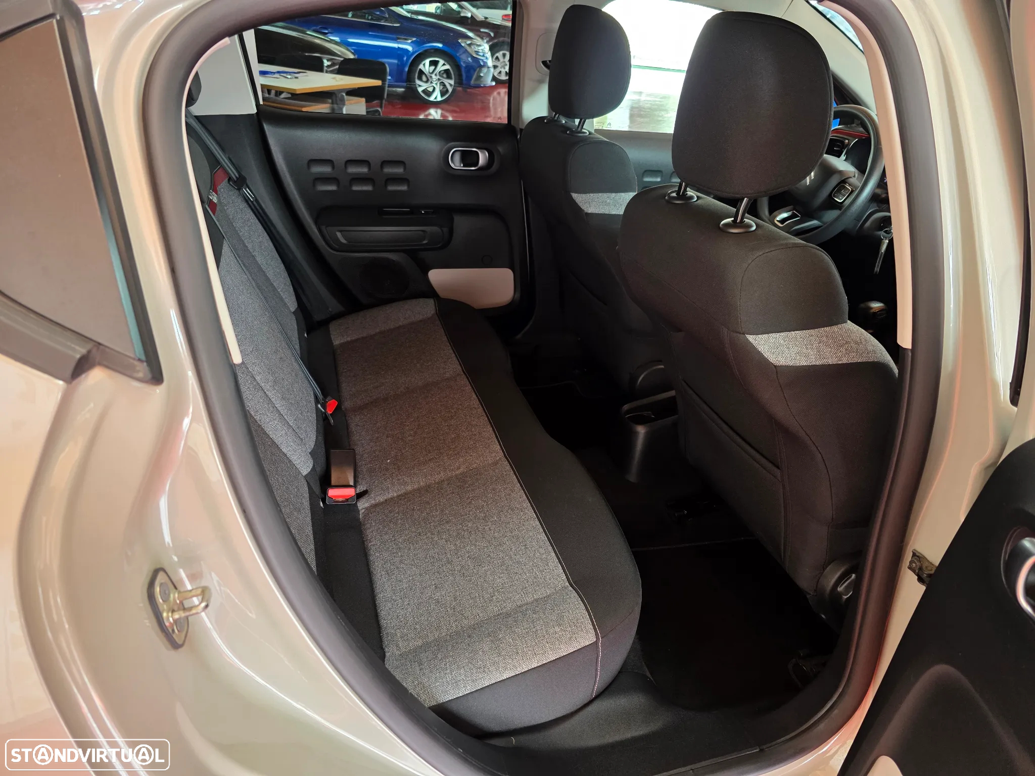 Citroën C3 1.2 PureTech C-Series - 34