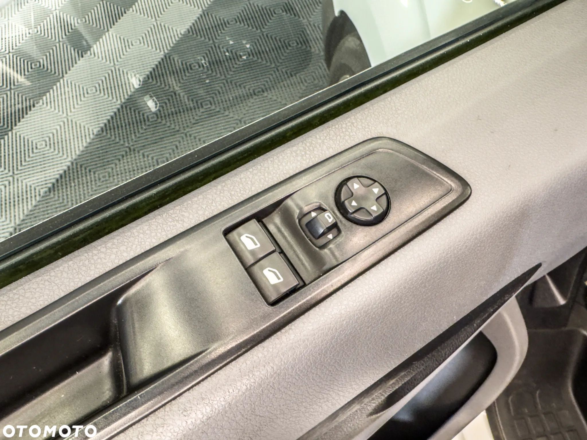 Peugeot EXPERT MAX Długi 2.0 HDI 122 KM Nawigacja - 14