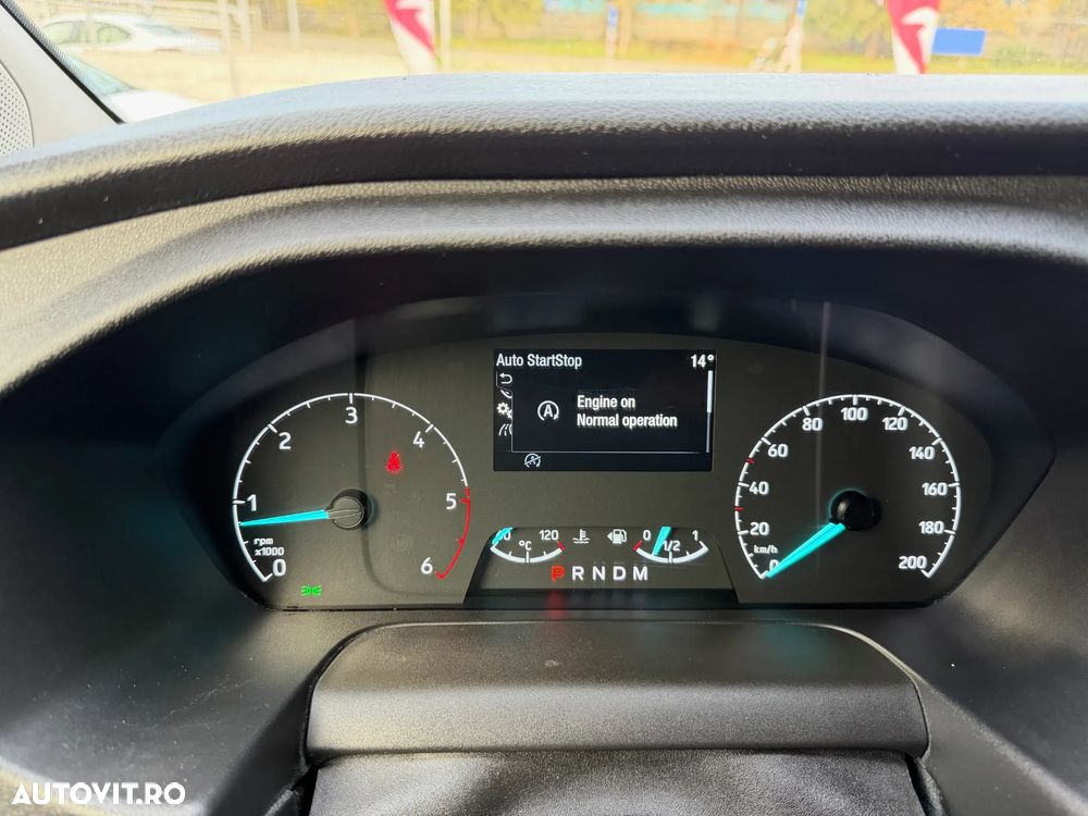 Ford TRANSIT CUSTOM - 11