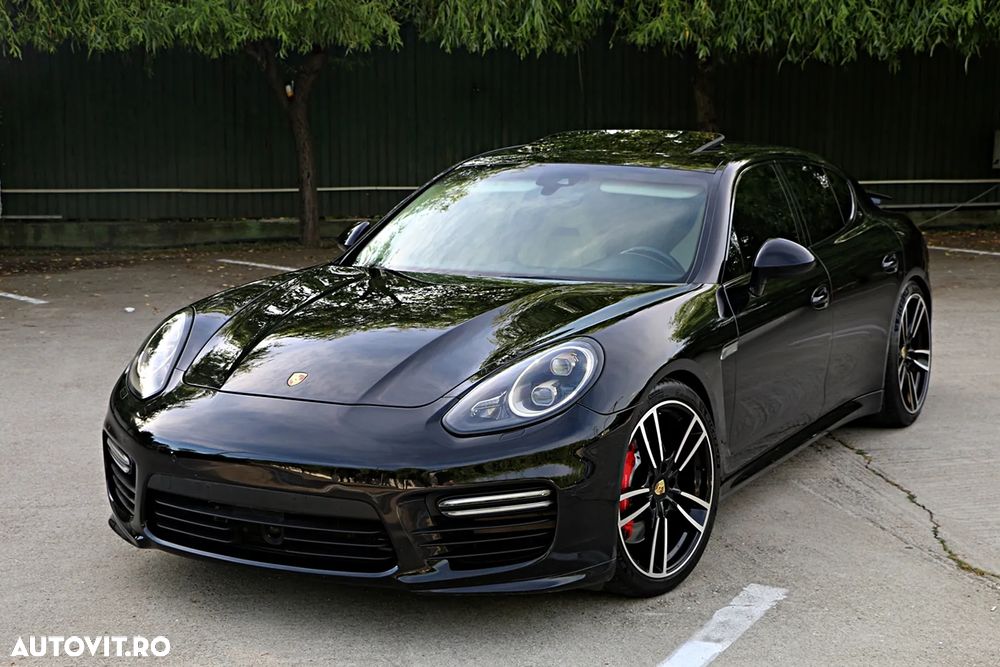 Porsche Panamera - 24