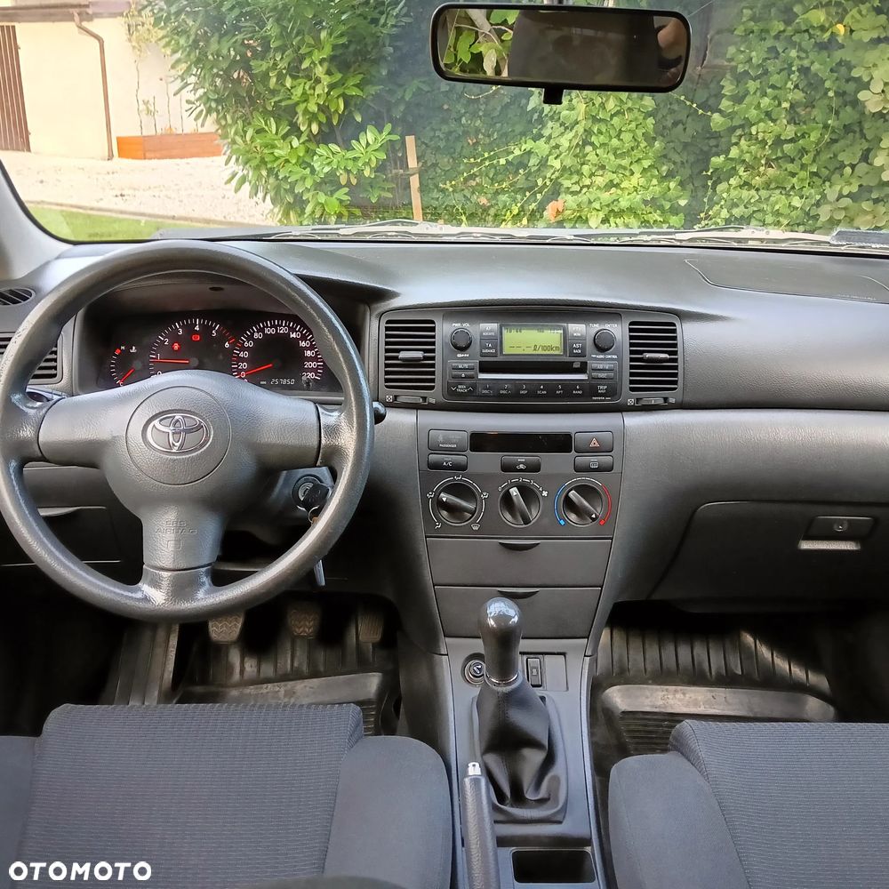 Toyota Corolla 1.4 D-4D Luna - 6