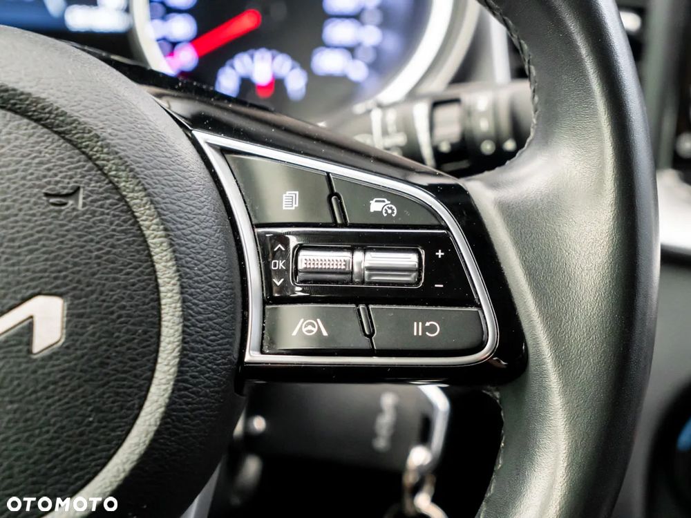 Kia XCeed 1.5 T-GDI M - 25