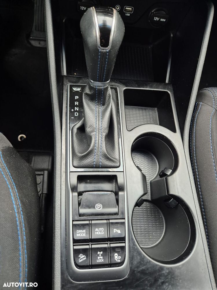 Hyundai Tucson 2.0 CRDI 4WD 6AT Luxury+ - 18