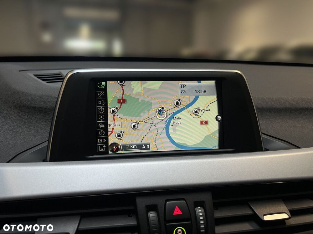 BMW X1 xDrive18d Sport Line - 25