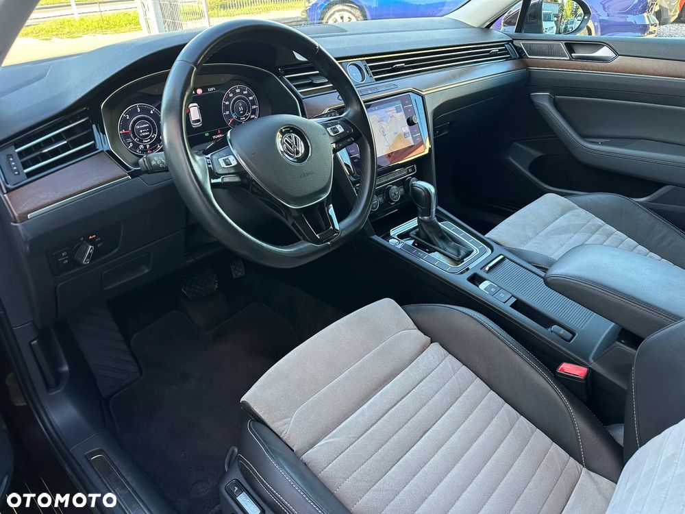 Volkswagen Passat 2.0 TDI SCR DSG Highline - 18