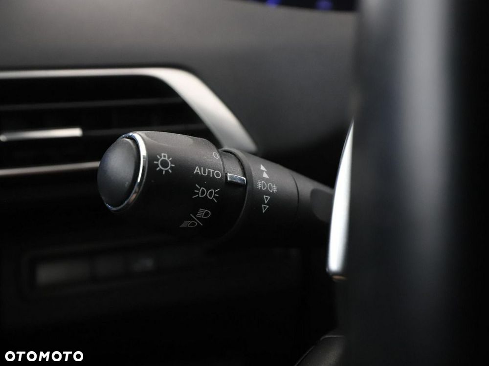 Peugeot 3008 PureTech 130 Stop & Start GPF EAT8 Allure Business-Paket - 38