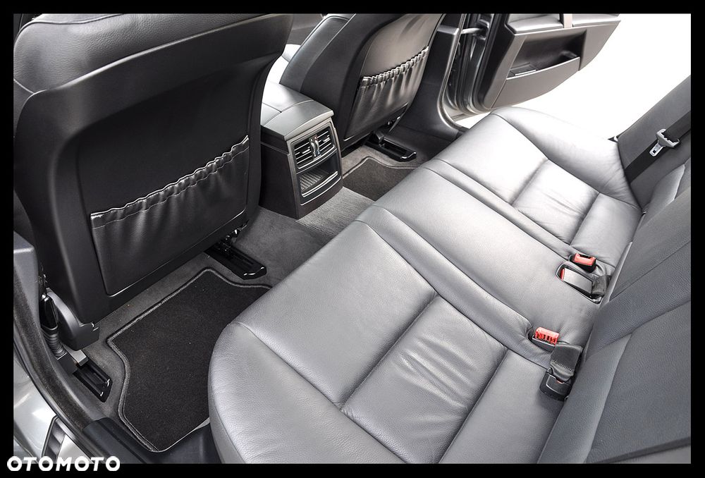 BMW Seria 5 525i - 22