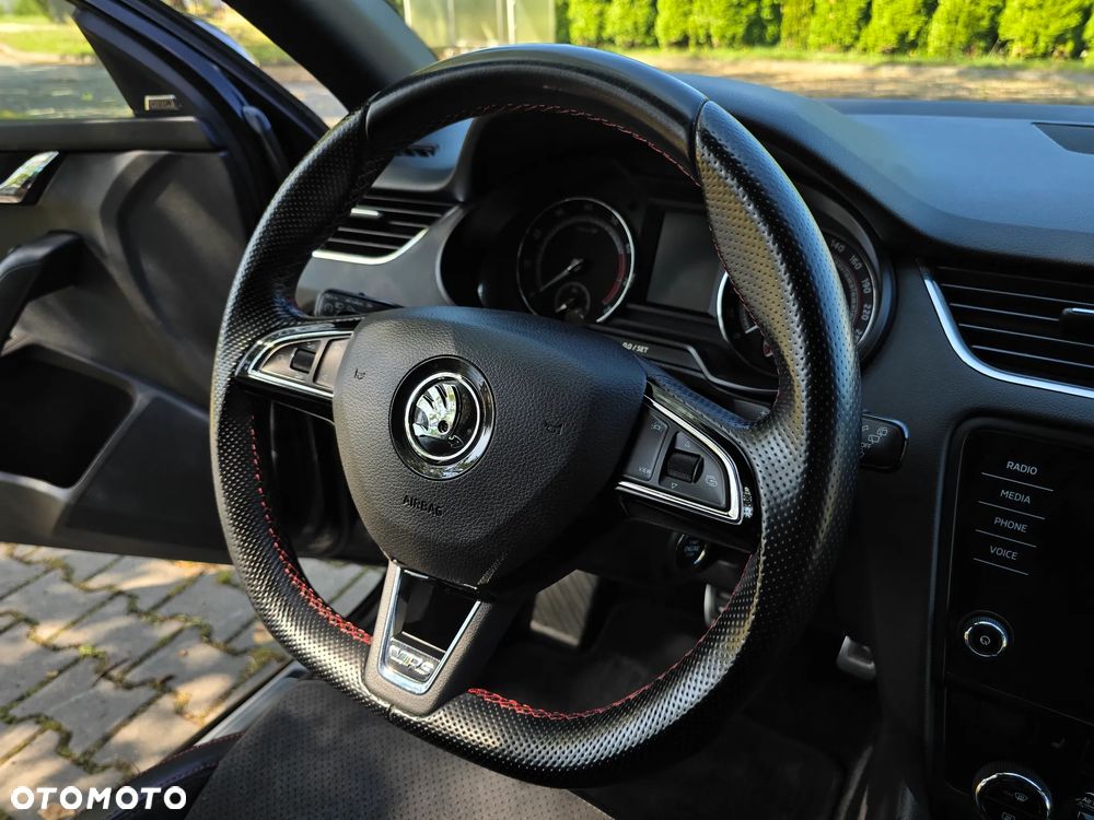 Skoda Octavia 2.0 TSI DSG RS 245 - 25