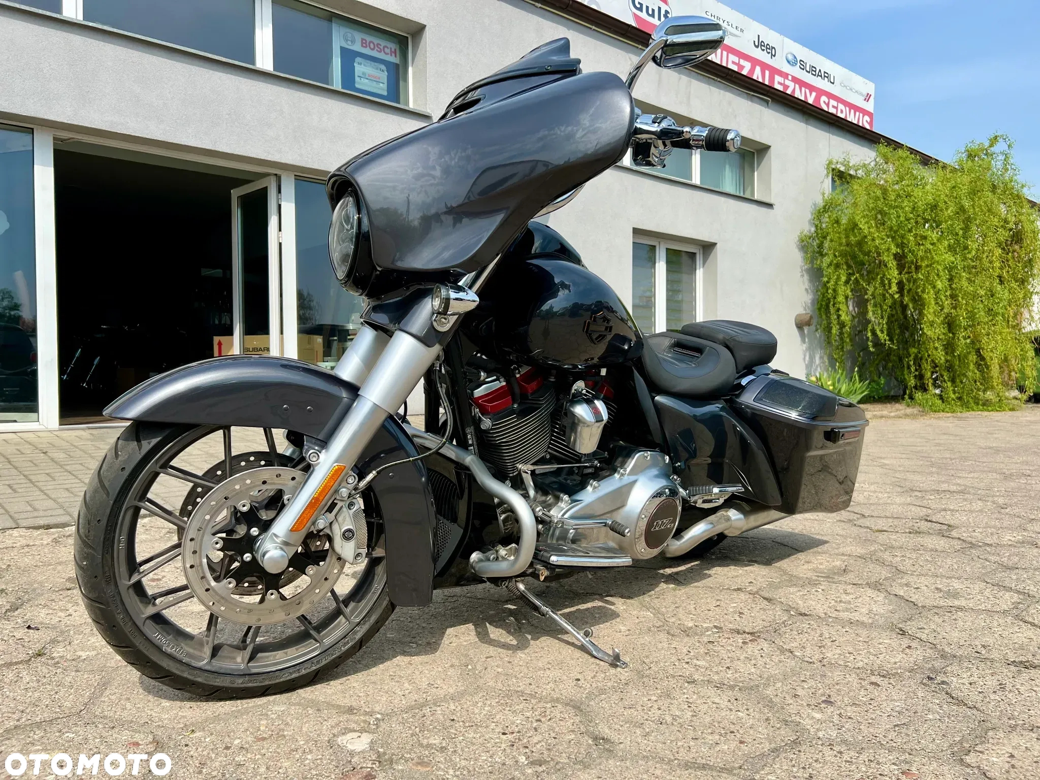 Harley-Davidson Touring Street Glide - 2