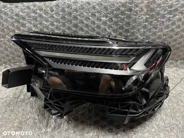 LAMPA LEWA PRZÓD PRZEDNIA FULL LED MATRIX AUDI Q4 E-TRON 89A941035D