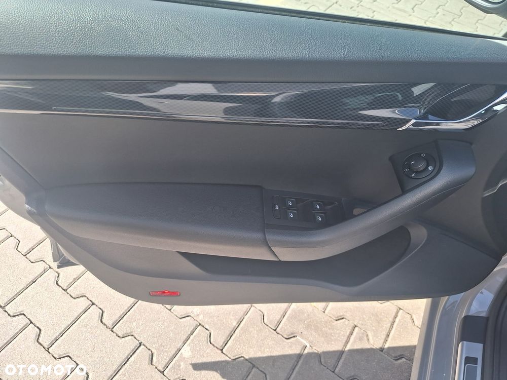 Skoda Octavia 2.0 TSI RS - 14