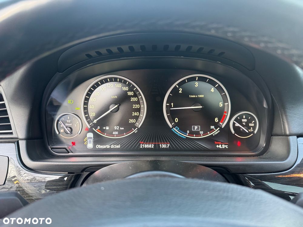 BMW Seria 5 525d Sport-Aut - 13