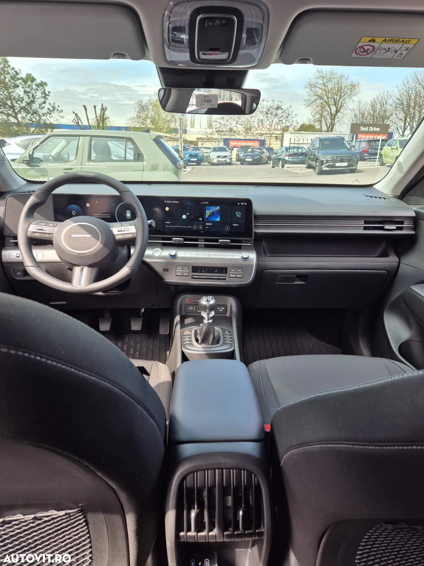 Hyundai KONA 1.6 T-GDI 138 CP 6MT 2WD Premium+ - 8