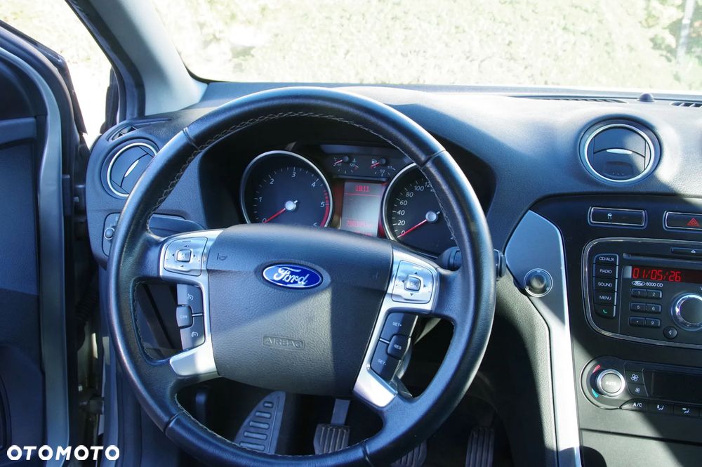 Ford Mondeo 2.0 TDCi Silver X - 4